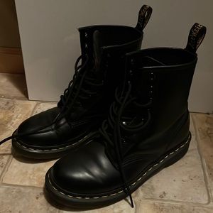 Doc martens excellent condition size 7